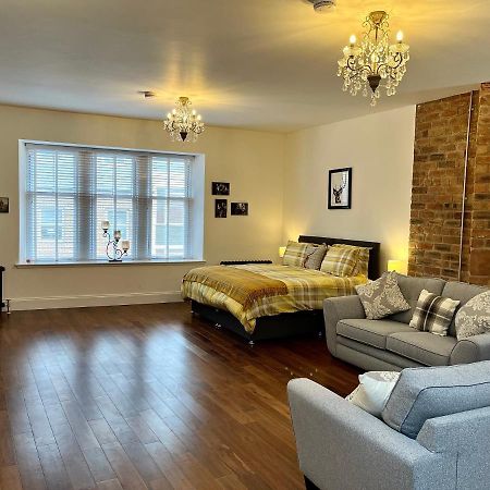 The Bards Loft, Large Studio Apartment Ер Екстер'єр фото