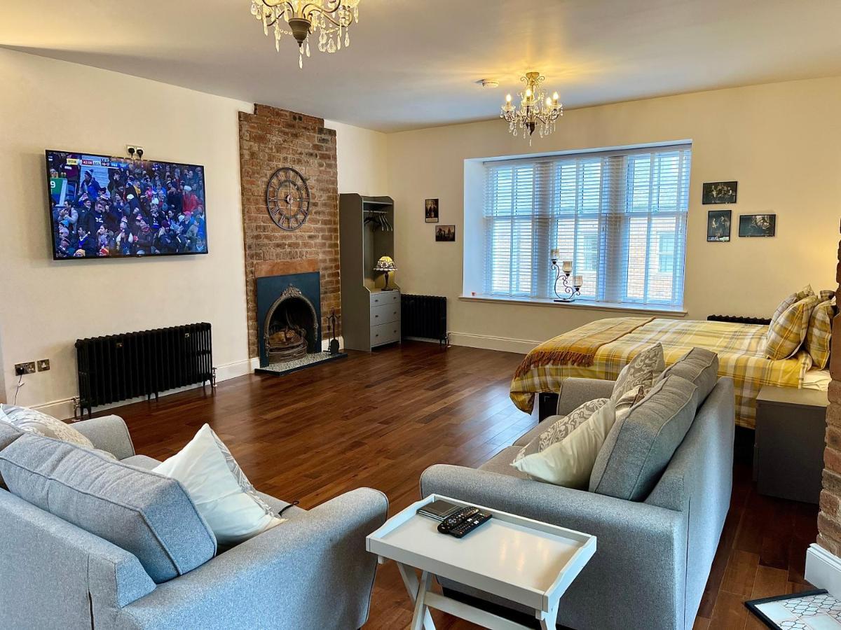 The Bards Loft, Large Studio Apartment Ер Екстер'єр фото